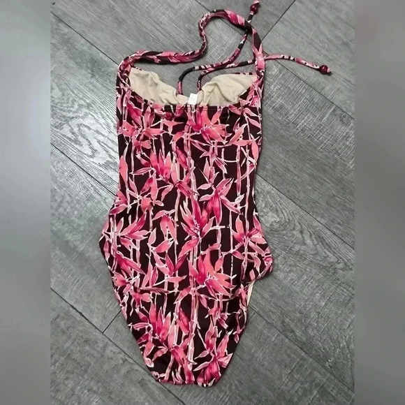 Victoria’s Secret One Piece Bathing Suit - Picture 2 of 4